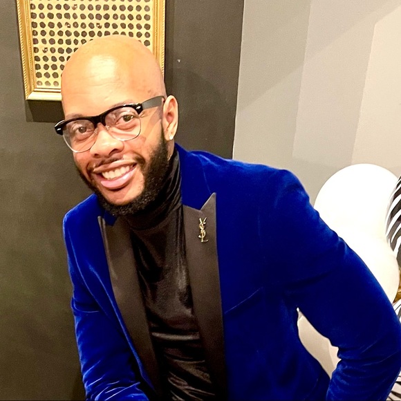 Meet your Posher, Aaron - Picture 1 of 1